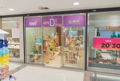 Secretaria da Mulher abre loja para artesãs do Recife comercializarem seus produtos